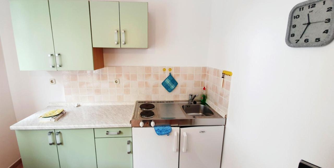 Cecillia Mare Apartments ロヴィニ エクステリア 写真