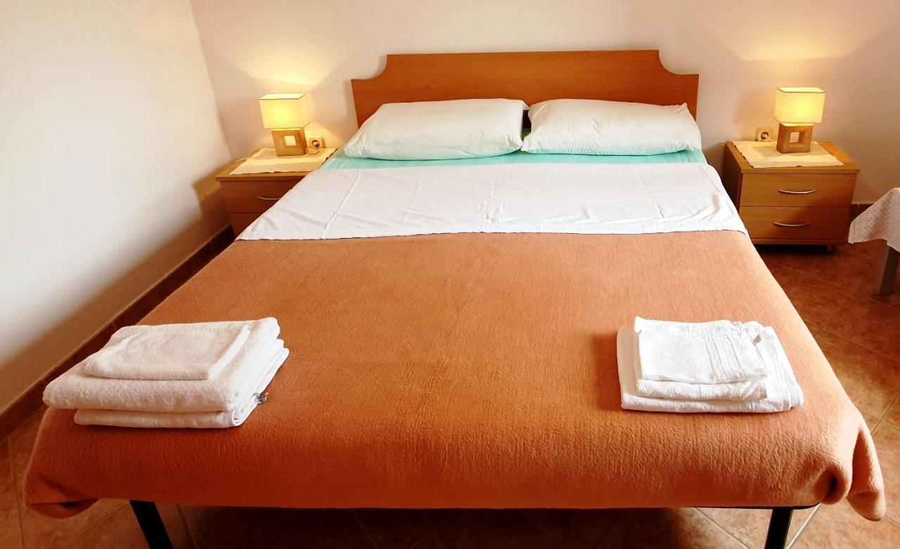 Cecillia Mare Apartments ロヴィニ エクステリア 写真