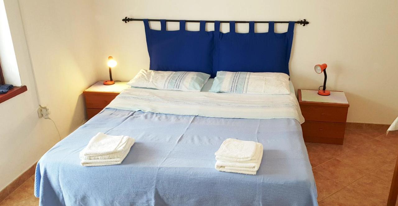 Cecillia Mare Apartments ロヴィニ エクステリア 写真