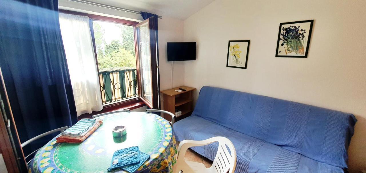 Cecillia Mare Apartments ロヴィニ エクステリア 写真